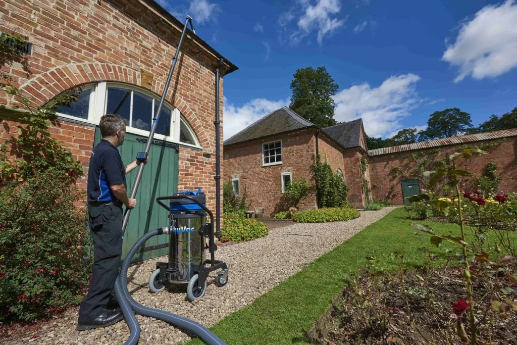 Gutter Cleaning power washing Window washinng Celbridge Maynooth leixlip min 2880w